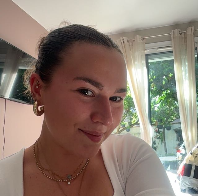 Portrait de Cloé Bourguelle